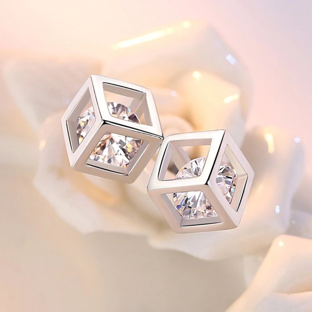 NEW 925 Sterling Silver Diamond Cube Stud Earrings